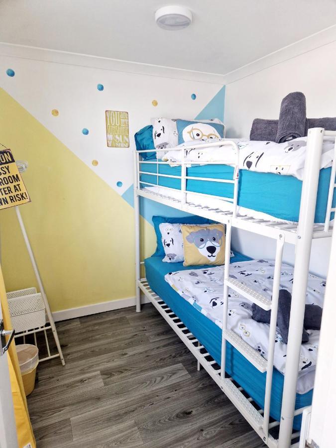 Chalet Ty Lilli Wen Sleep 6 Kidwelly Esterno foto